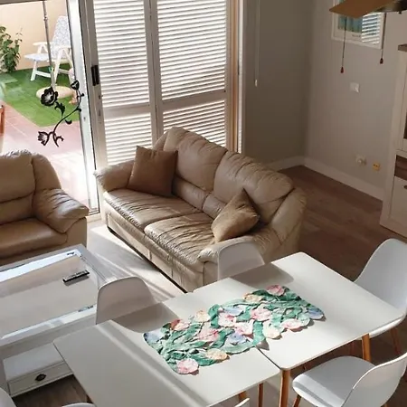 Holiday home 3-bedroom Townhouse Roque Conde Costa Adeje (Tenerife)